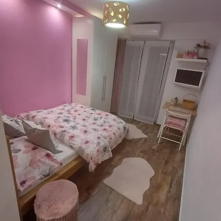 Апартаменты San Simon Near To Изола