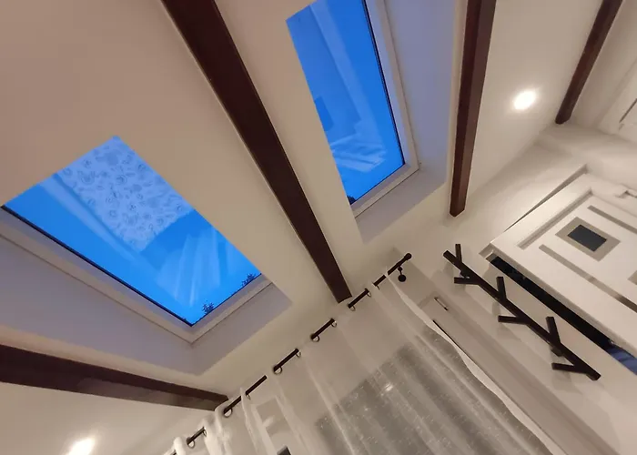 San Simon Near To Daire